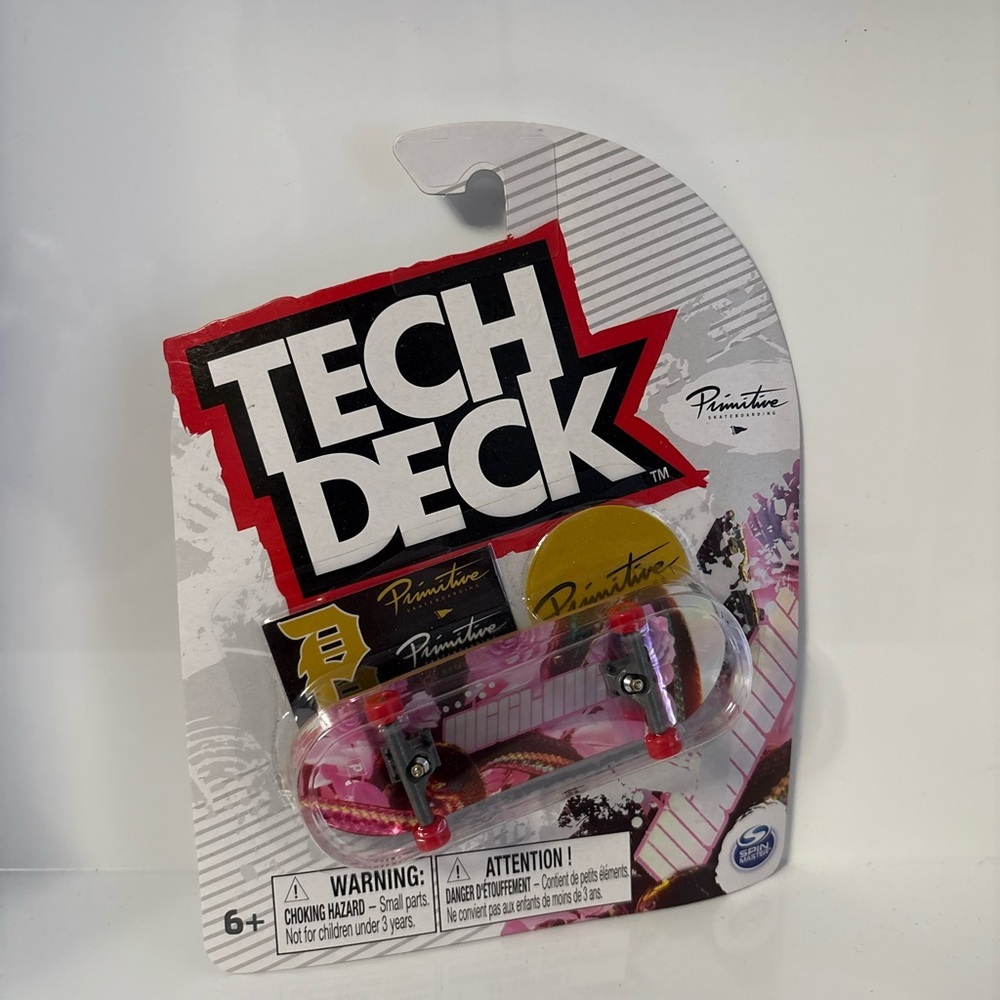 ULTRA RARE BRAND NEW SEALED TECH DECK PRIMITIVE SERIES